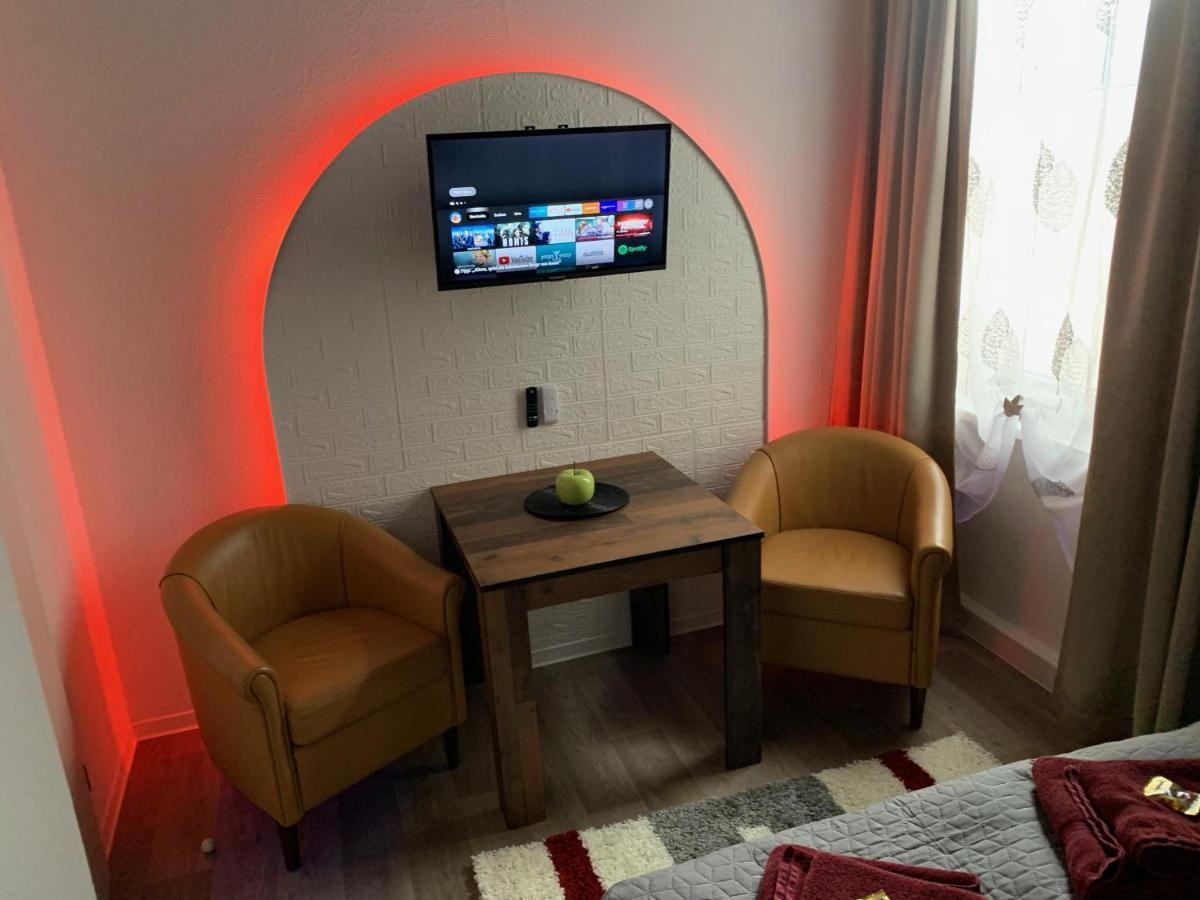 Gold Suite: Elbe Riverside Retreat with Netflix and E-Bike Station Wittenberge Exterior photo